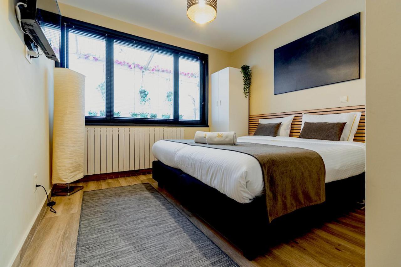 Jt Homes Брюж Екстериор снимка
